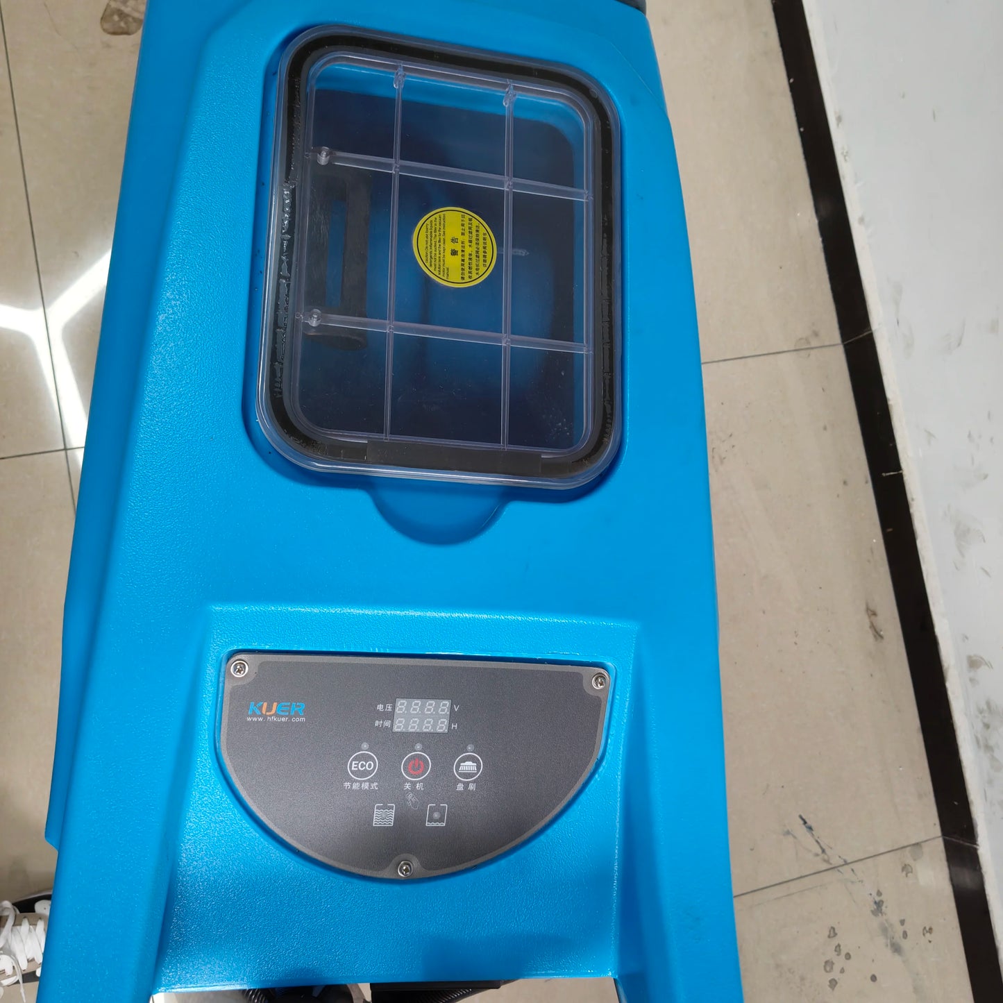 KUER Wholesale 21 Inch Floor Scrubber Cleaning Machine 55L Mini Auto Scrubber Floor Cleaning Machine for Hospital