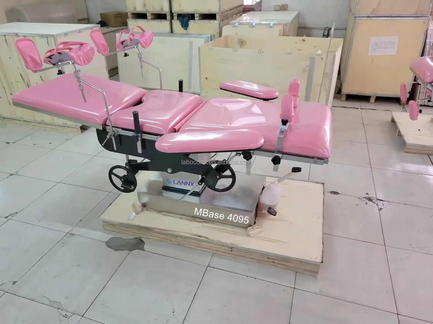 LANNX MBase 4095 Factory Price Hydraulic Operating Table Stainless Steel Medical Hospital Gynecological Surgery Operation Table