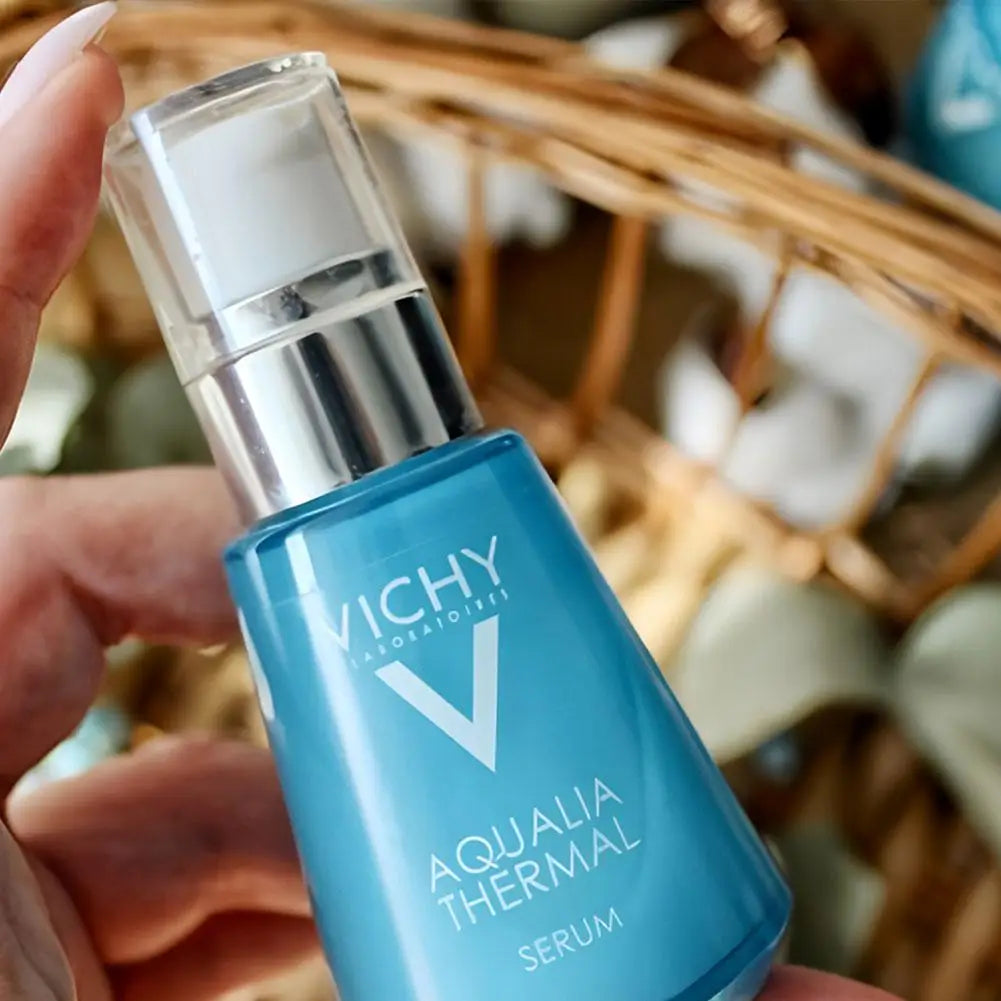 High Moisturizing and Moisturizing Essence Natural Plant Essence, Mild Moisturizing Suitable for Daily Care and Deep Repair