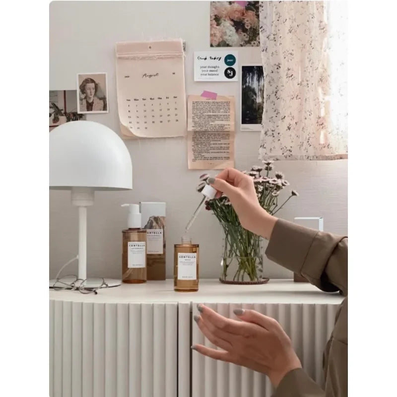 SKIN1004 Centella Essence 100ml High-Quality Whitening Brightening Moisturizing Repairing Facia Skin Barrier Angel Skin Care