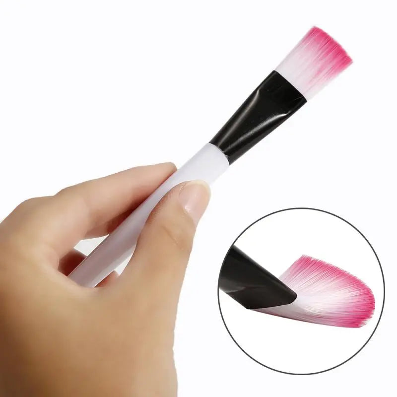 New 1Pcs Facial Mask Brush Face Eyes Makeup Cosmetic Beauty Soft Concealer Brush Women Skin Face Care For Girl Cosmetic Tools